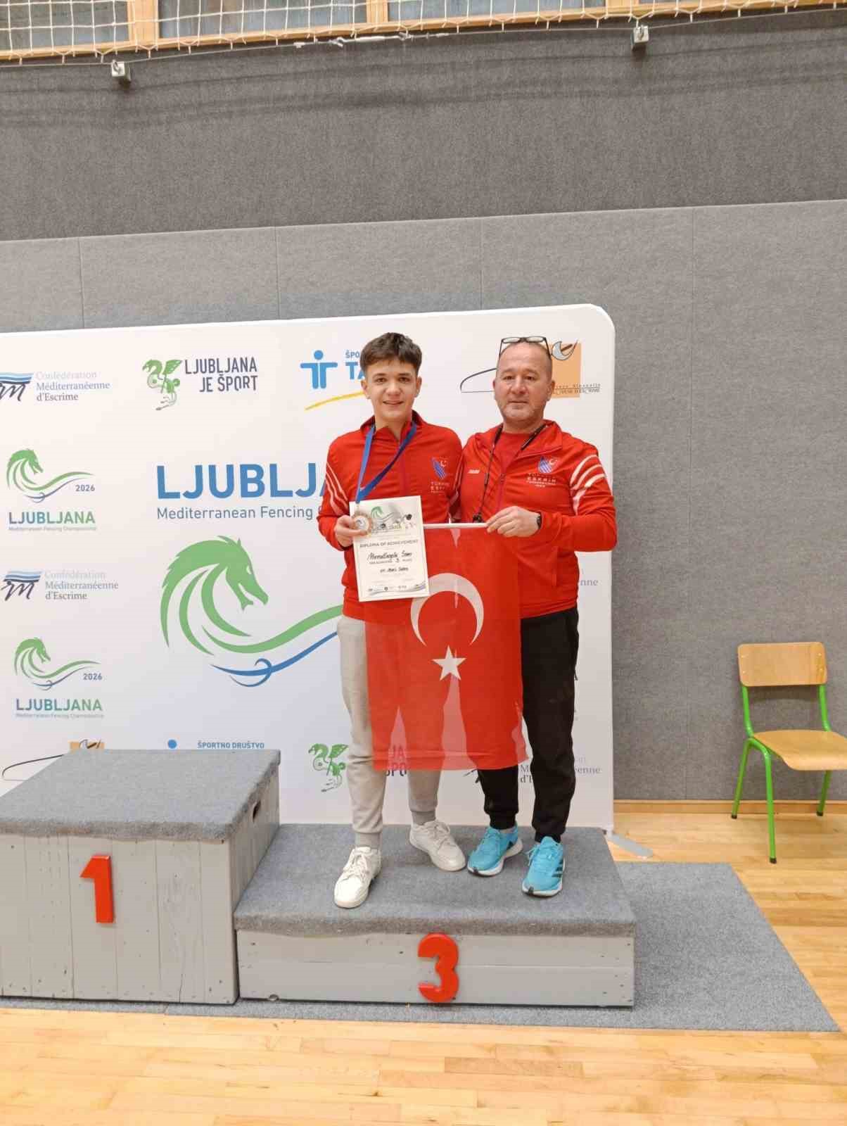 Eskişehirli sporcu, uluslararası şampiyonada 3&rsquo;&uuml;nc&uuml; oldu
