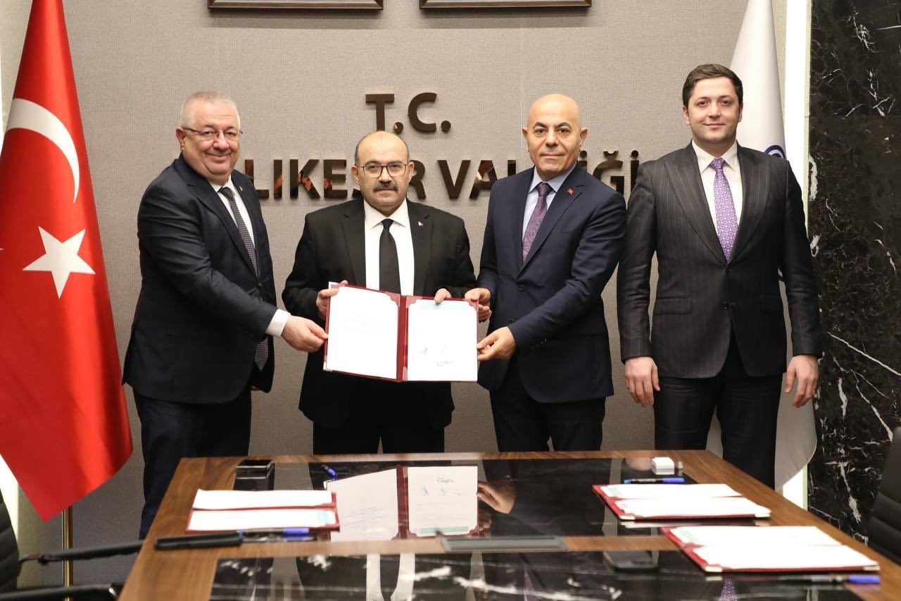 Edremit&rsquo;e &uuml;&ccedil; yeni aile sağlığı merkezi kazandırılıyor
