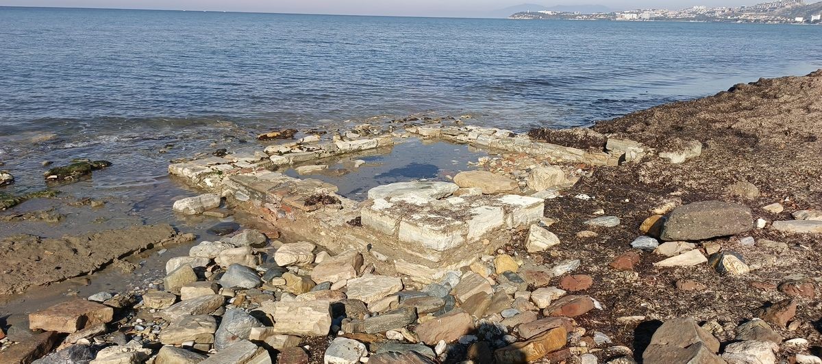 Yağışlar sonrası Kuşadası’nda tarih gün yüzüne çıktı