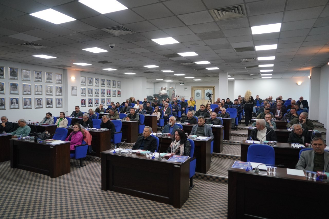 Edremit&rsquo;te g&uuml;ndem afet hazırlığı, doğalgaz ve arıtma projeleri
