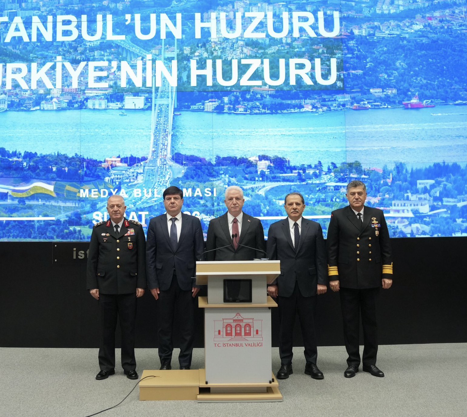 İstanbul Valisi Gül: "Terör örgütlerine yönelik operasyon sayısı geçen yılın aynı ayına göre yüzde 42 arttı"