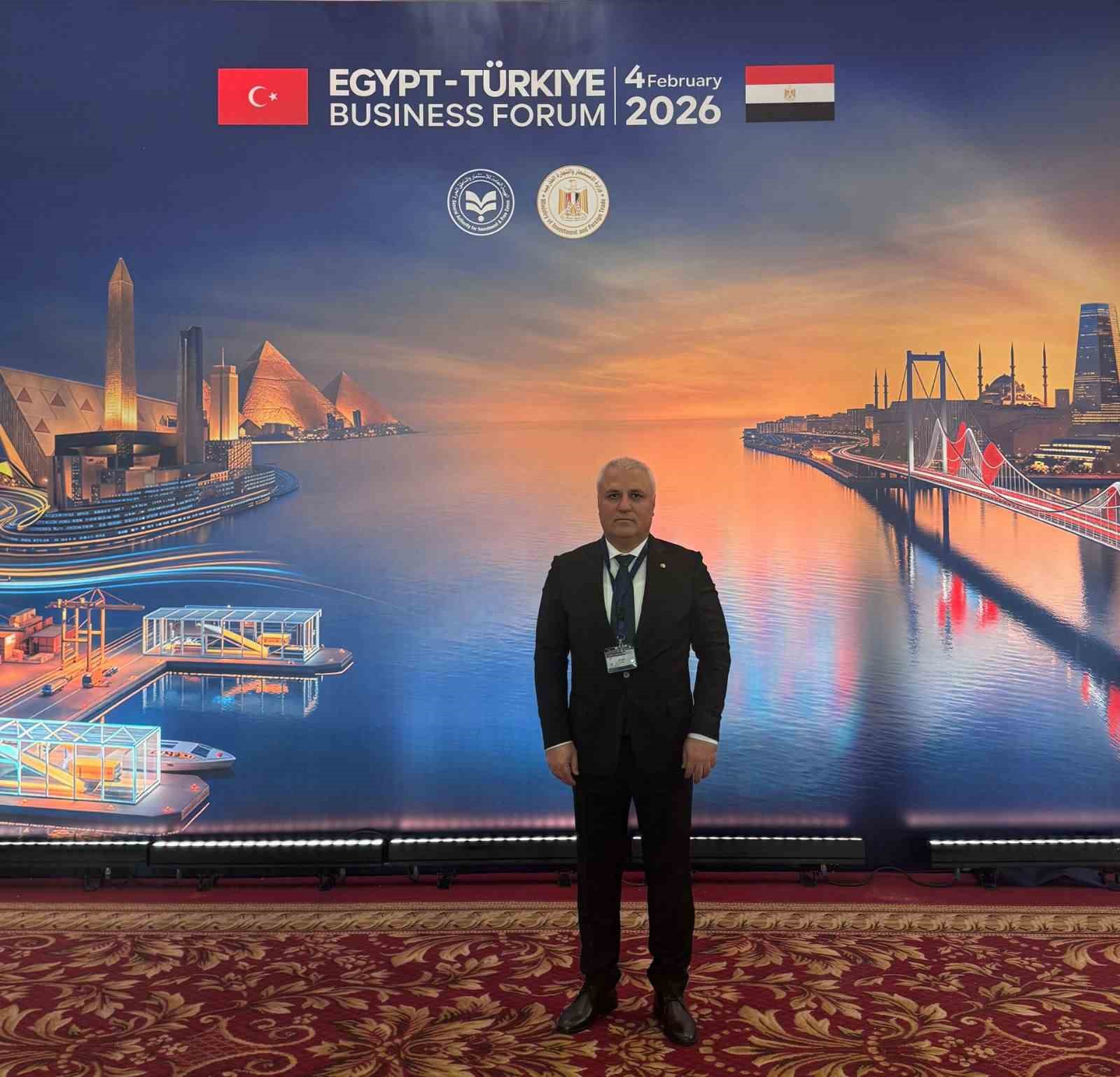 Başkan Erdem&rsquo;den Mısır&rsquo;da &ouml;nemli temaslar
