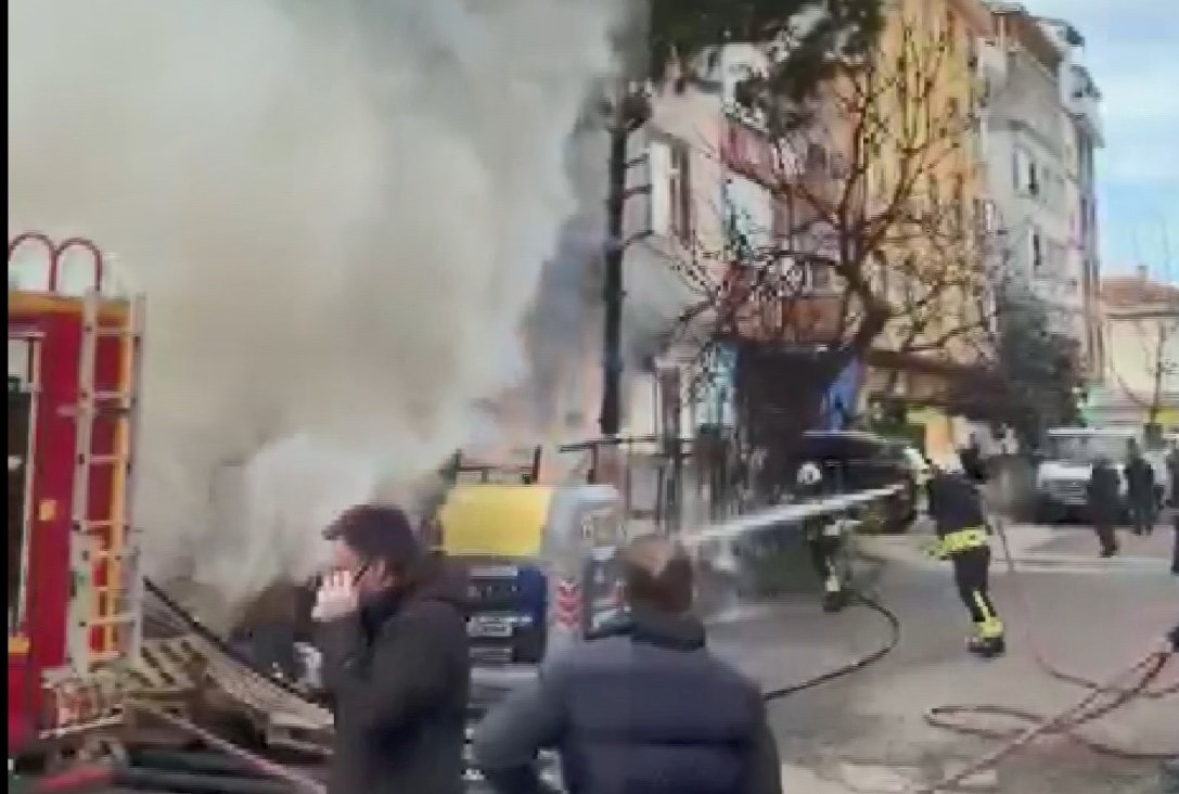 Ordu&rsquo;da iş yeri deposunda yangın
