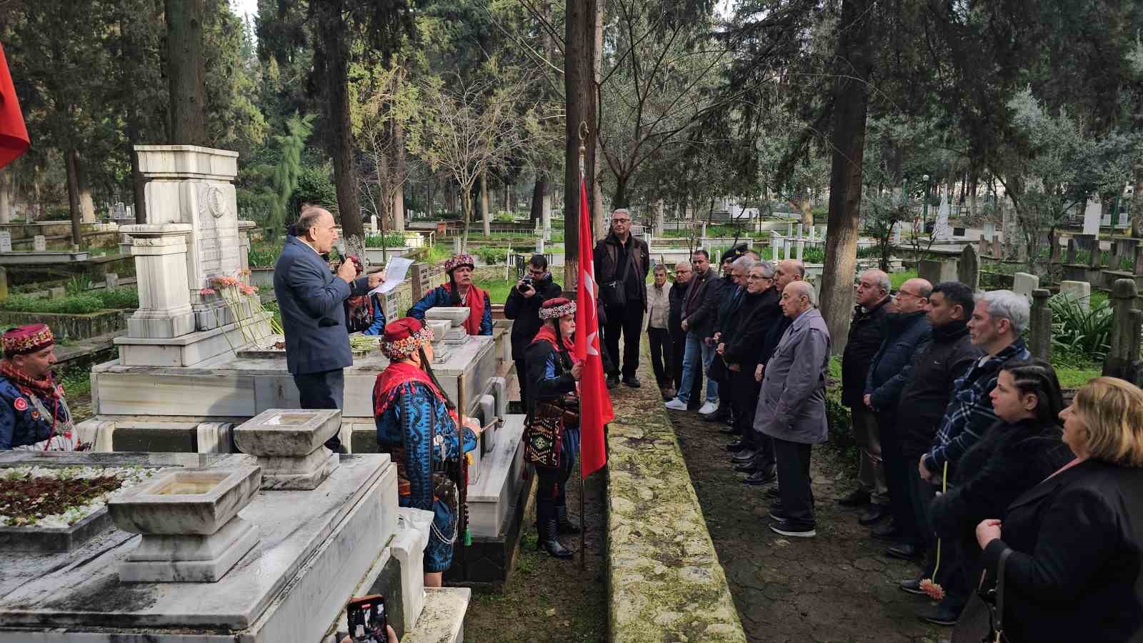 Demirci Mehmet Efe Nazilli’deki mezarı başında anıldı