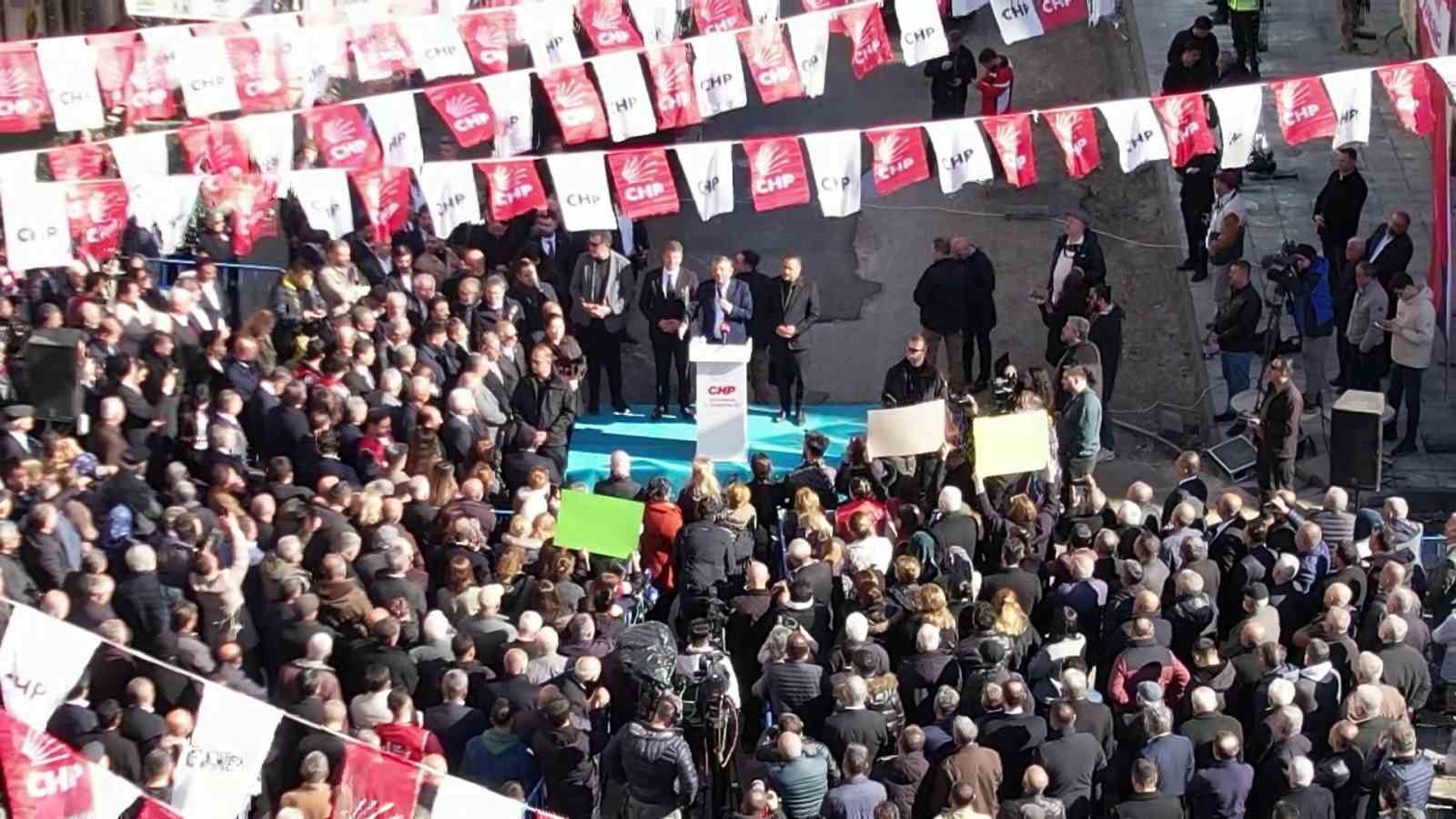 CHP Genel Başkanı Özgür Özel&rsquo;in halk buluşmasına vatandaş ilgi göstermedi