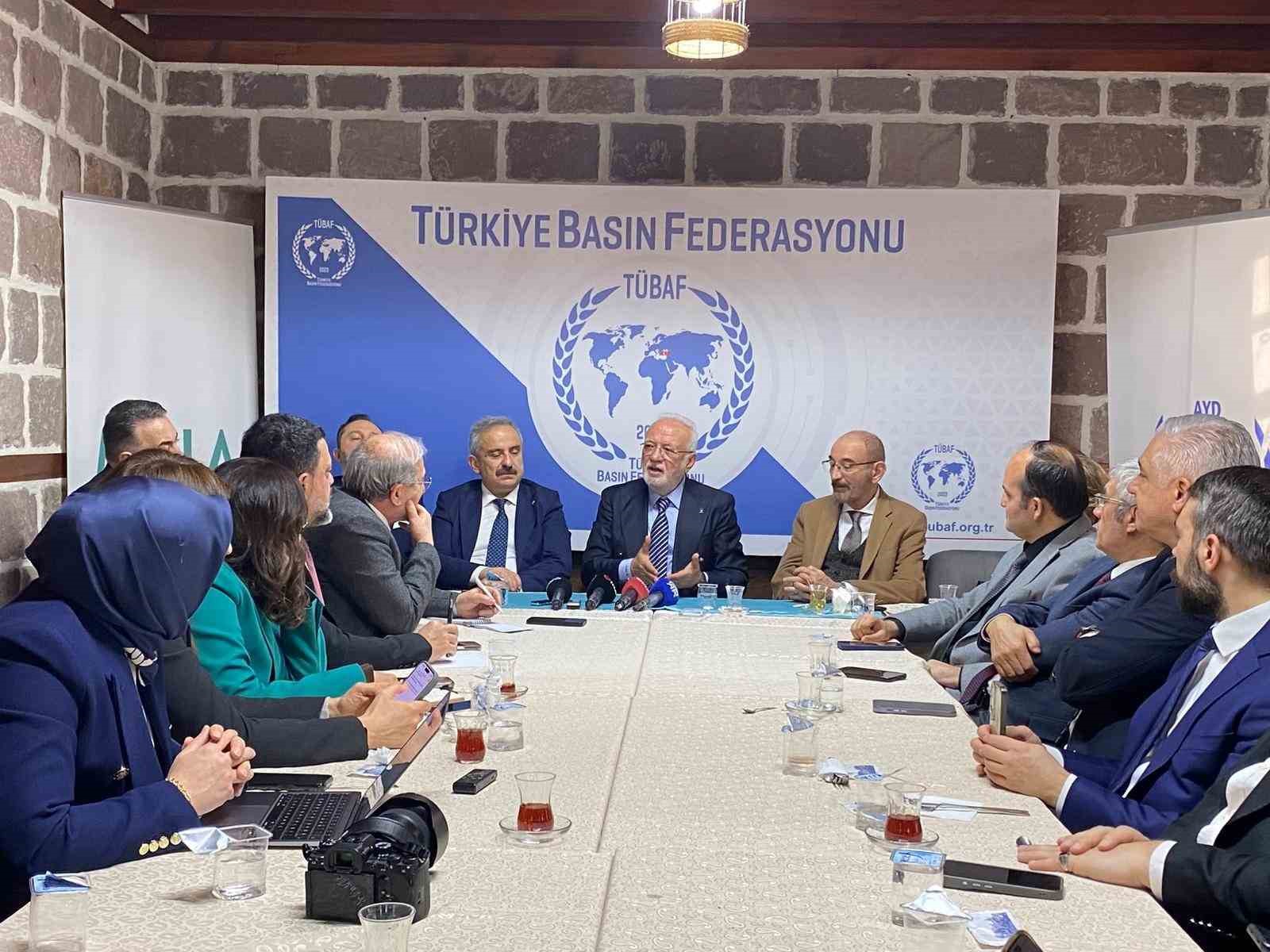 AK Parti Genel Başkan Vekili Elitaş: "Seçimlerin öne alınması ile ilgili en uygun zaman mevsimsel olarak kasım ayı, 2027 yılı Kasım ayı içerisinde"