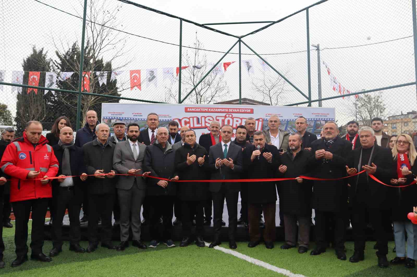 Sancaktepe’de hizmet hız kesmiyor: Üç yeni park törenle açıldı