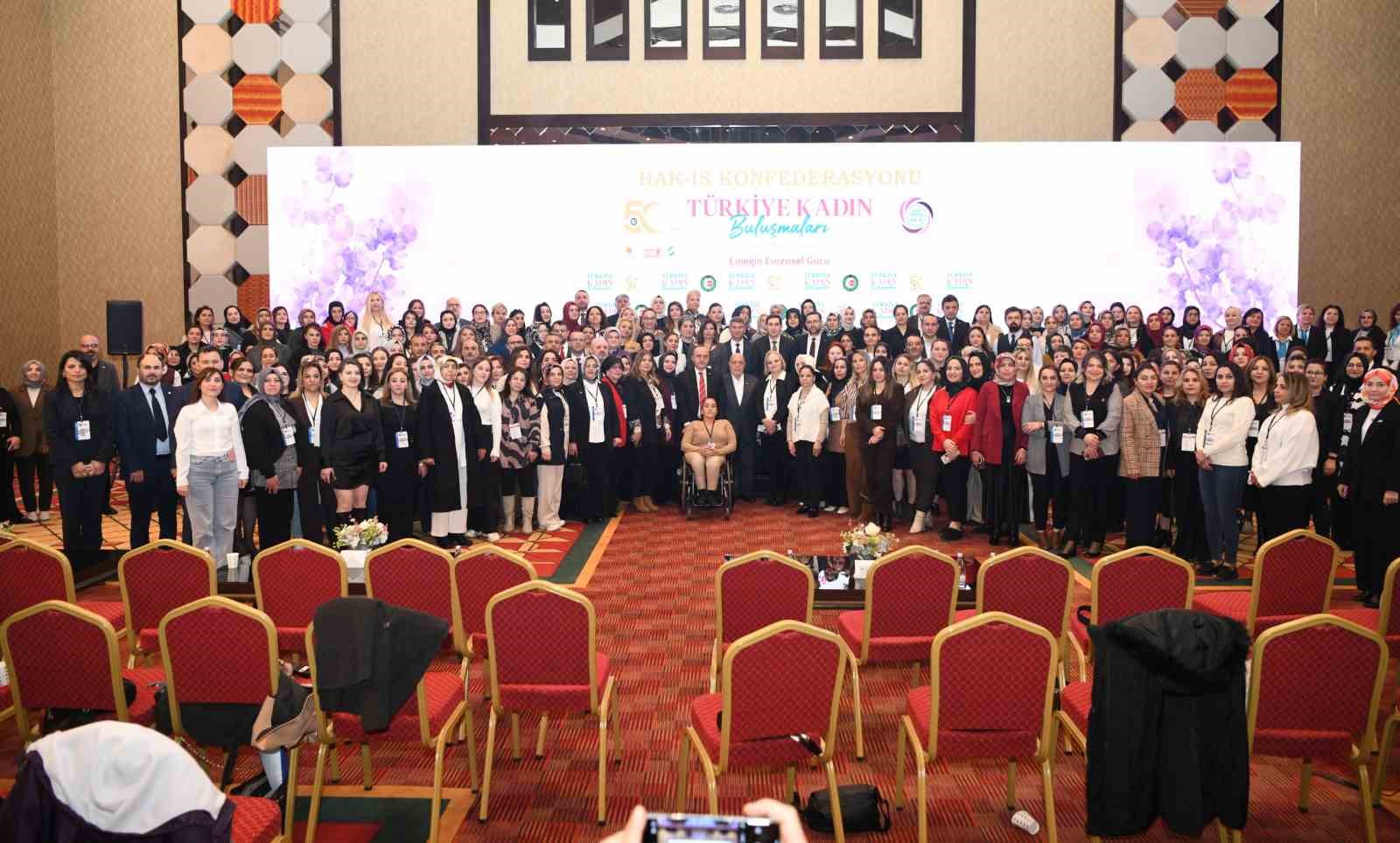 HAK-İŞ Konfederasyonu Genel Başkanı Arslan: "Asgari &uuml;cret y&uuml;zde 27 oranında artırıldı, y&uuml;zde 5&rsquo;ini biz ocak ayında geri verdik"
