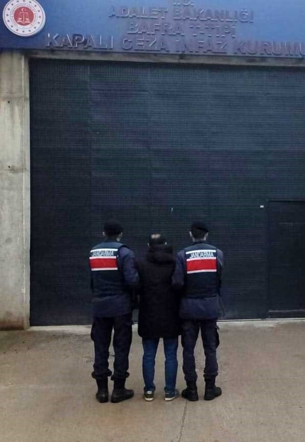 FET&Ouml; &uuml;yeliğinden 6 yıl 3 ay hapis cezası bulunan 2 firari yakalandı
