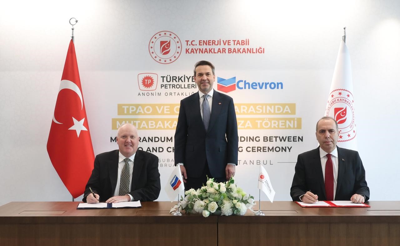 TPAO ile ABD&rsquo;li enerji şirketi Chevron, petrol alanlarında arama yapmak &uuml;zere anlaştı
