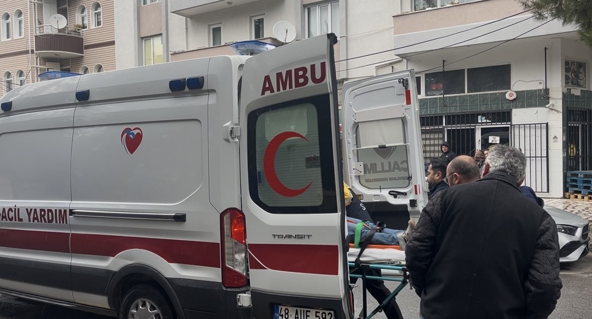 Menteşe&rsquo;de otomobil yaya &ccedil;arptı: 1 yaralı
