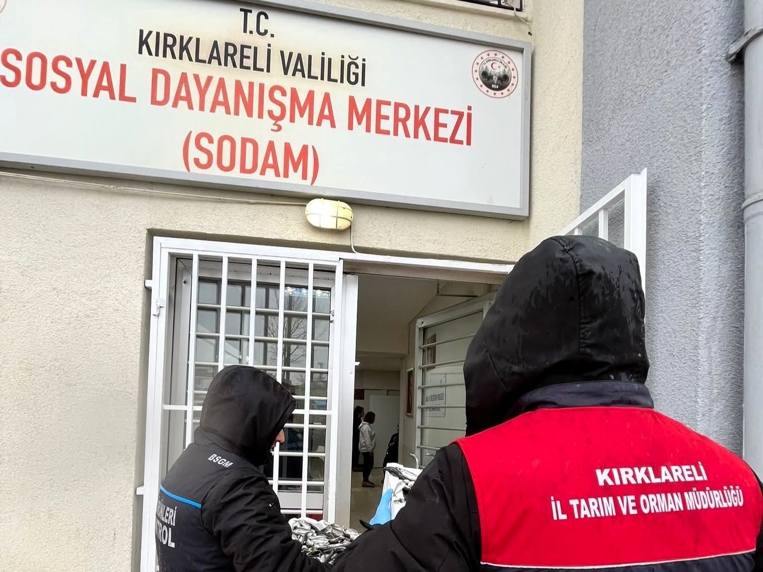 Kırklareli&rsquo;nde su &uuml;r&uuml;nleri denetiminde 110 koli istavrite cezai işlem
