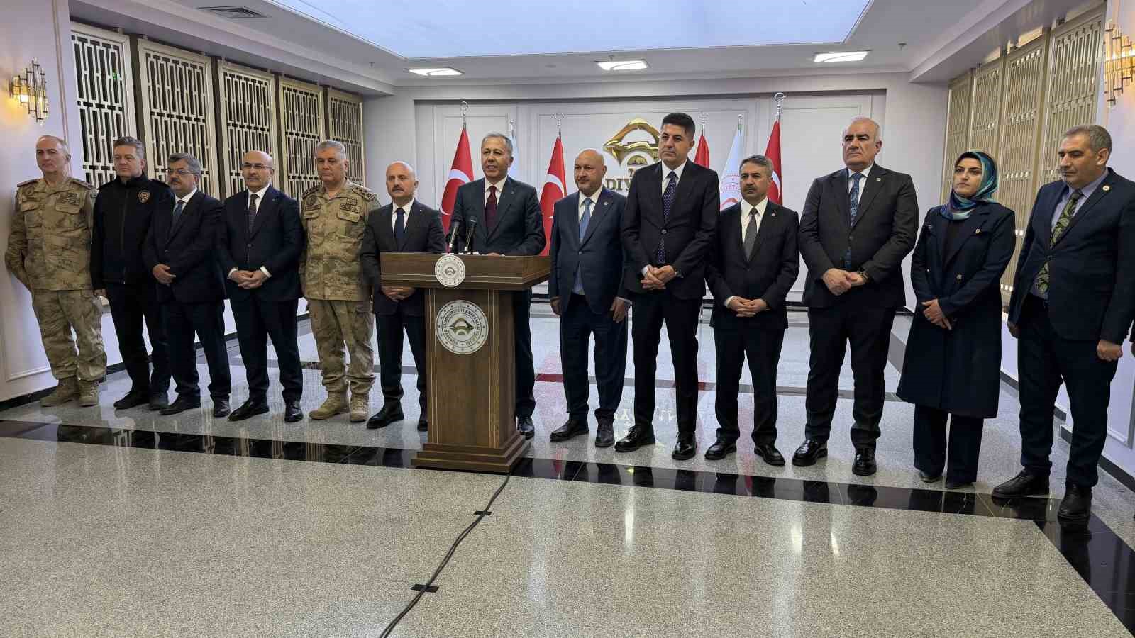 Bakan Yerlikaya: "Asrın felaketini asrın inşasına dönüştürdük"