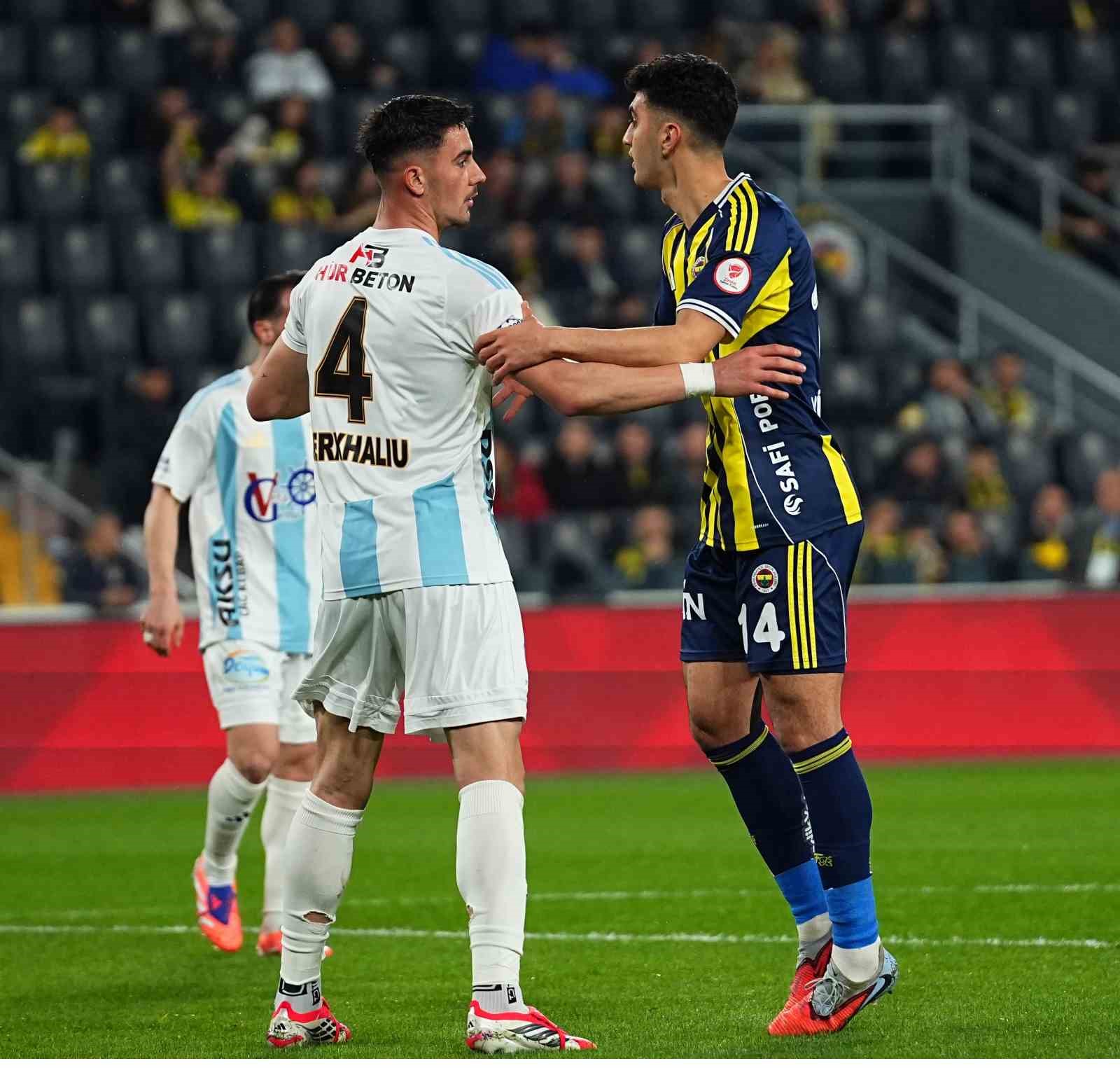 Ziraat T&uuml;rkiye Kupası: Fenerbah&ccedil;e: 0 - Erzurumspor FK: 0 (Ma&ccedil; devam ediyor)
