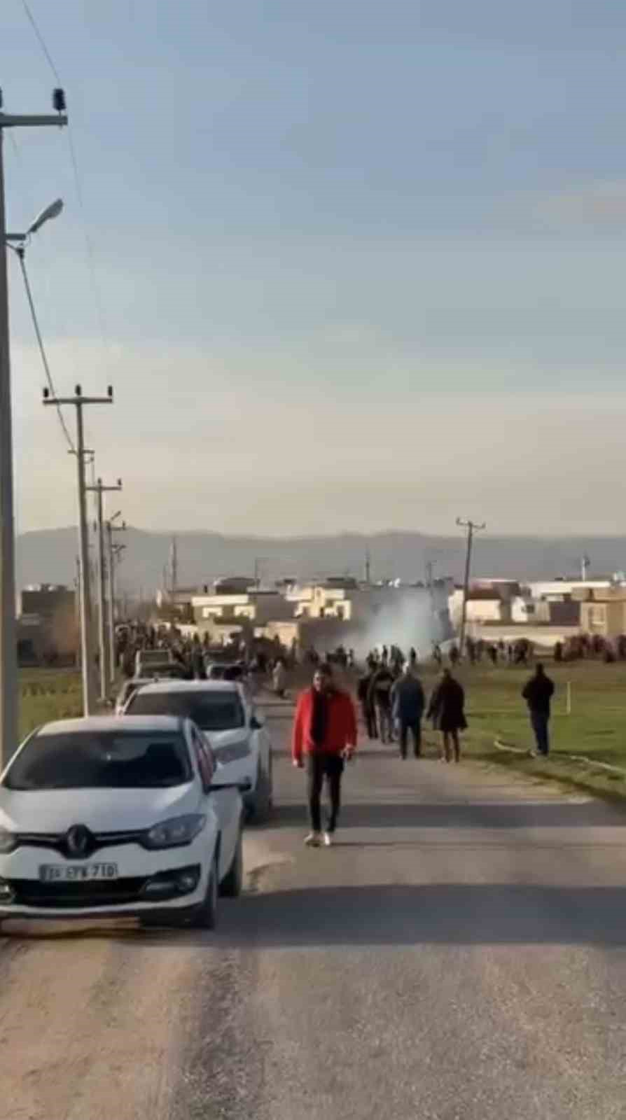 Mardin&rsquo;de iki aile arasında kavga kamerada
