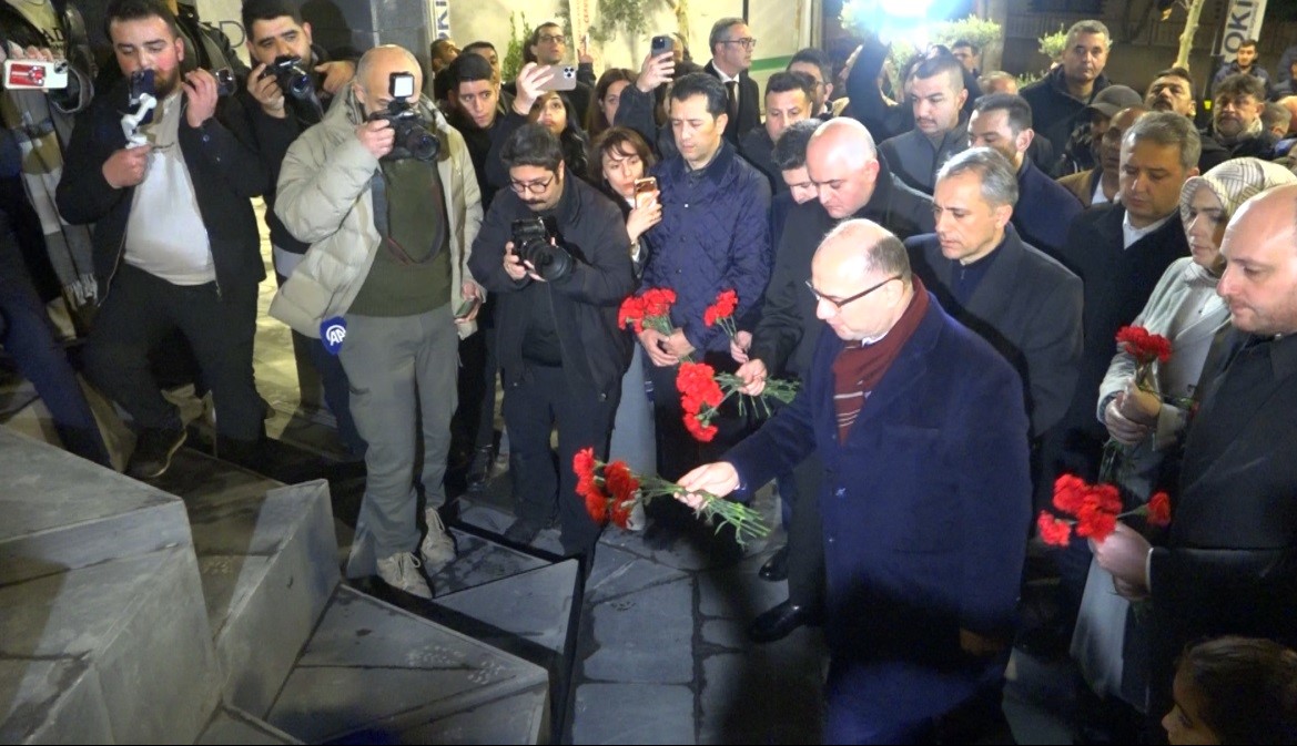 Osmaniye’de 6 Şubat depremlerinin 3. yılında deprem şehitleri anıldı