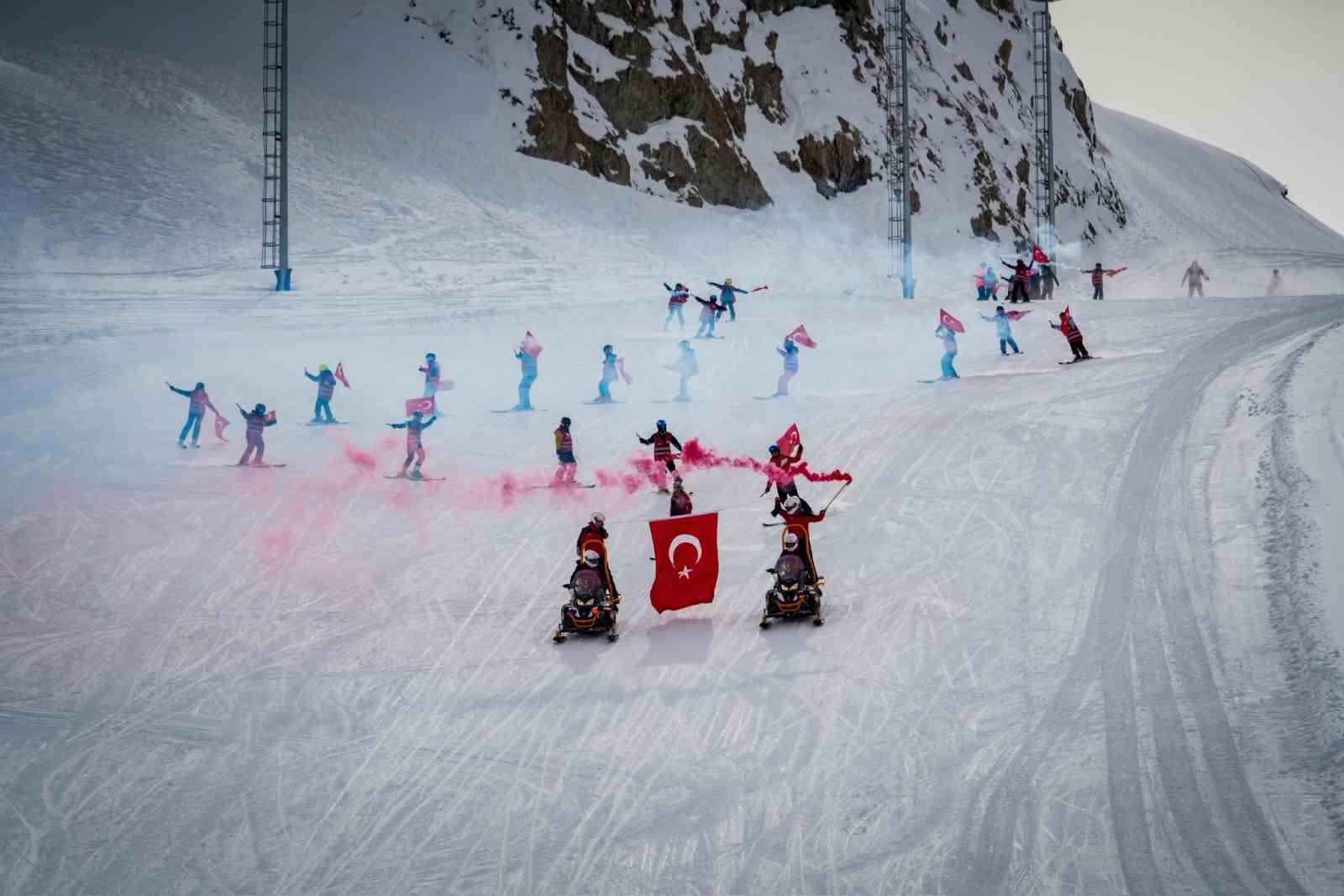 Avrupa Kış Sporları Haftası etkinlikleri Hakkâri’de düzenlendi