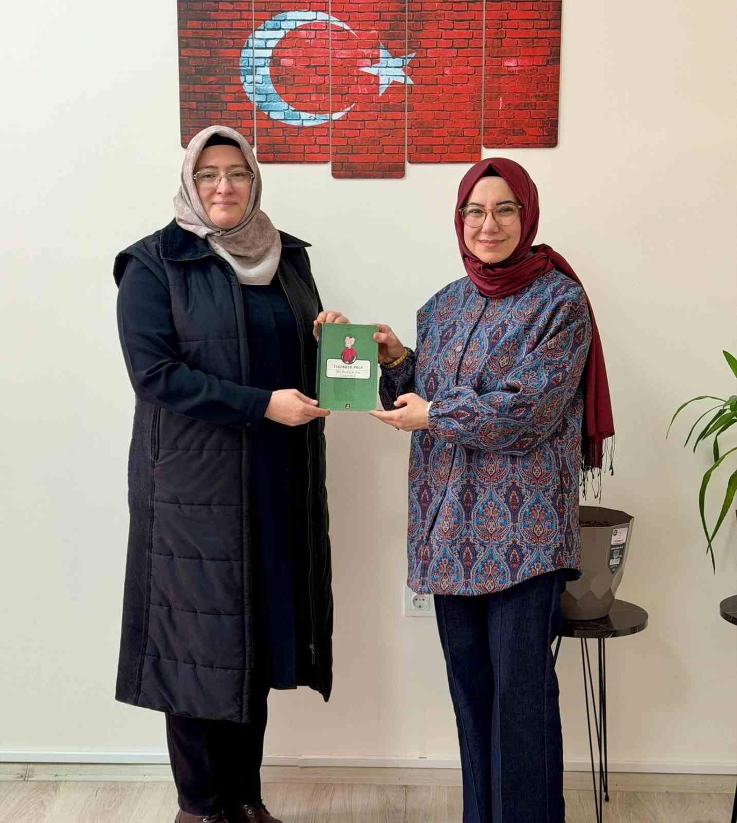 Hisarcık Atat&uuml;rk İlkokulu&rsquo;ndan "Bir Okul Bir Kitap Kardeşliği" projesi
