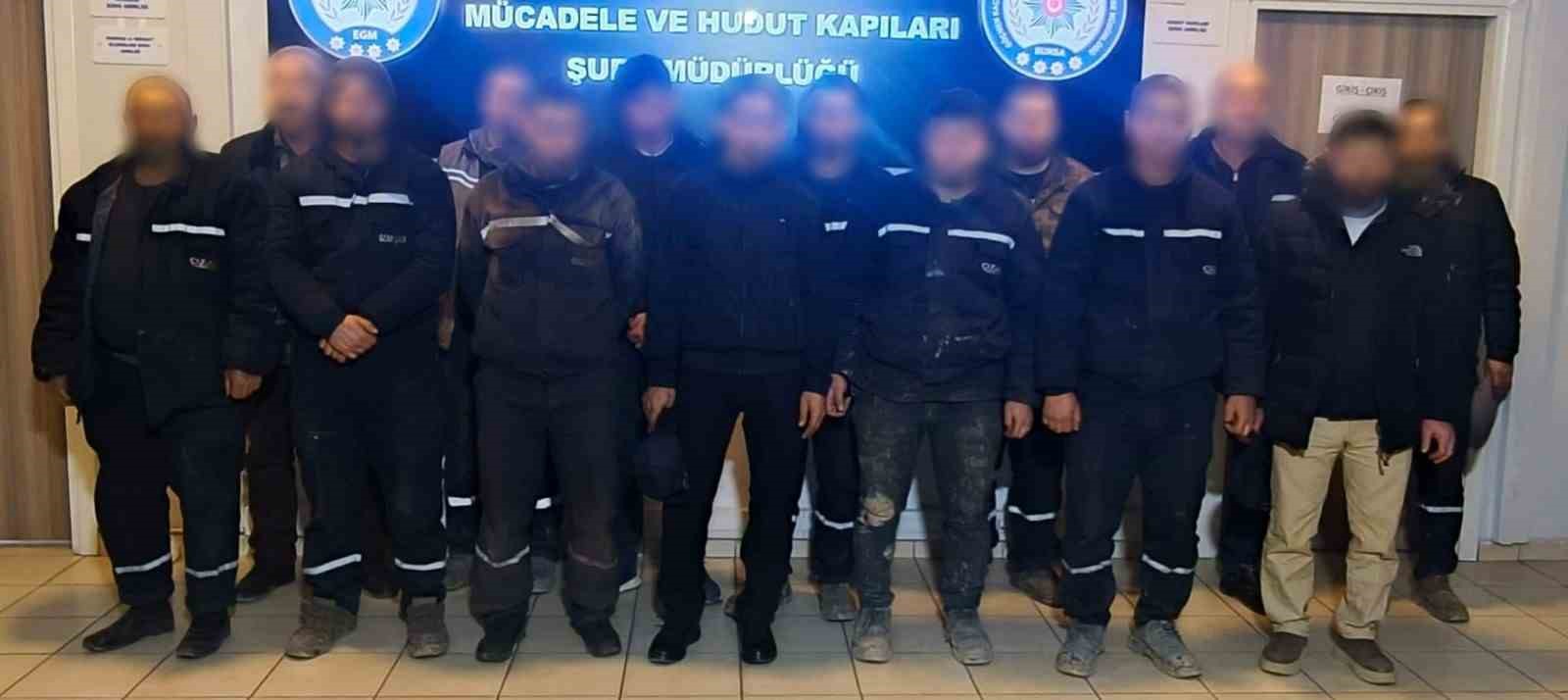 Bursa’da göçmen kaçakçılığına yönelik operasyon: 13 yabancı uyruklu şahıs yakalandı