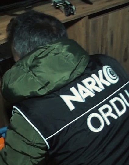 Ordu’da sokakta uyuşturucu satıcılarına operasyon: 3 tutuklama