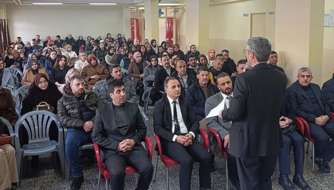 Bayburt’ta ikinci dönem eğitim planlamaları toplantıda ele alındı