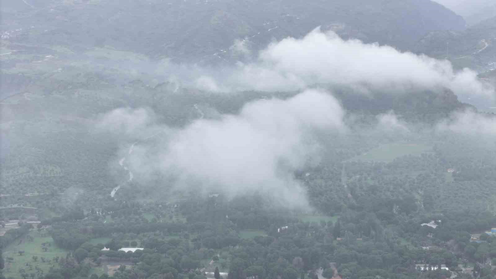 Aydın g&uuml;ne bulutla uyandı
