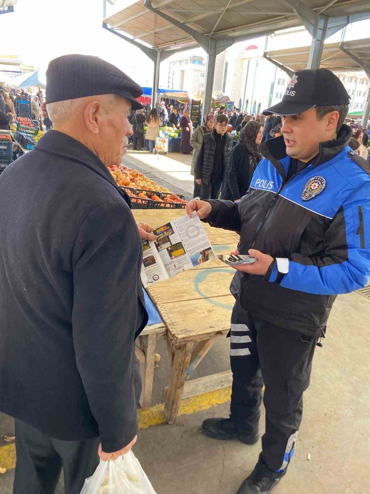 Vatandaşlar dolandırıcılığa karşı bilgilendirildi
