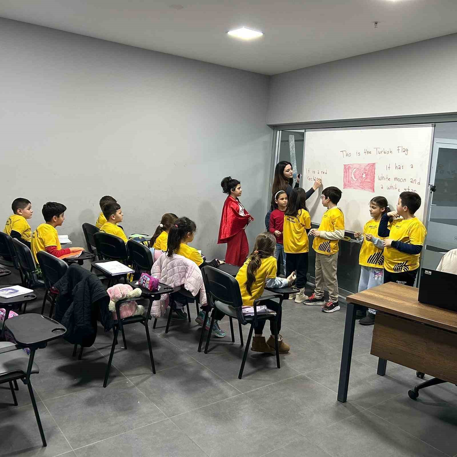 Ala Mekan&rsquo;da bayrak sevgisi
