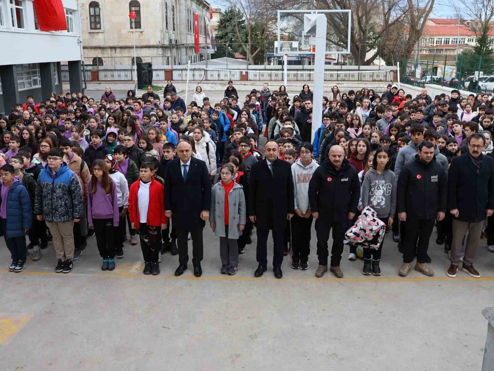 Sinop’ta 6 şubat depremlerinde hayatını kaybedenler anıldı