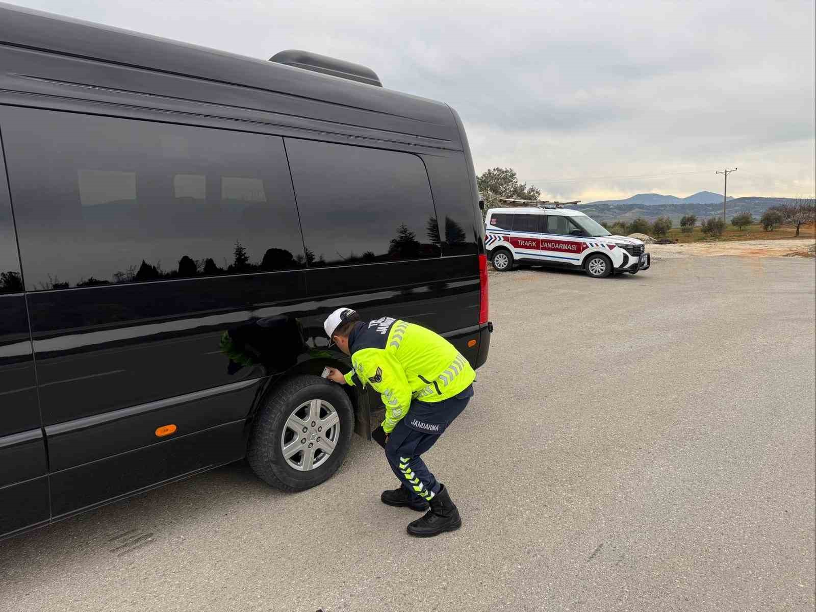 Bilecik&rsquo;te kış lastiği uygulaması denetimi yapıldı
