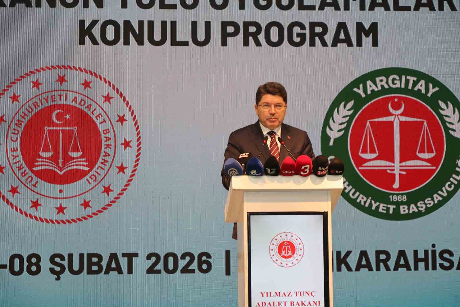 Bakan Tunç: "2025’de 11 milyon 779 bin 741 derdest dosya bulunurken, 14 milyon 41 bin 279 dosyada karar verildi"