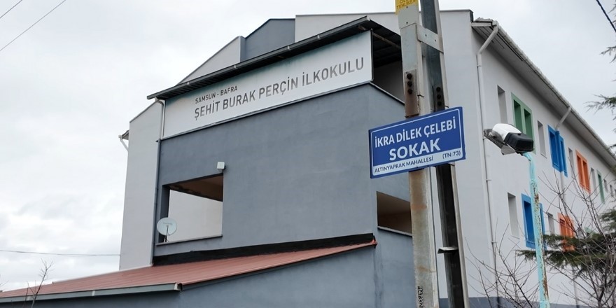 Depremde eşini ve kızını kaybeden Bafralı baba: "Cenazelerini bulduğumuzda sevindik"
