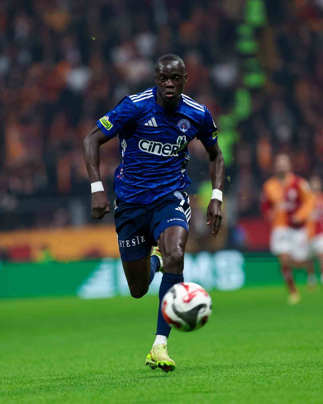 Kasımpaşa, Mamadou Fall’u Bandırmaspor’a kiraladı