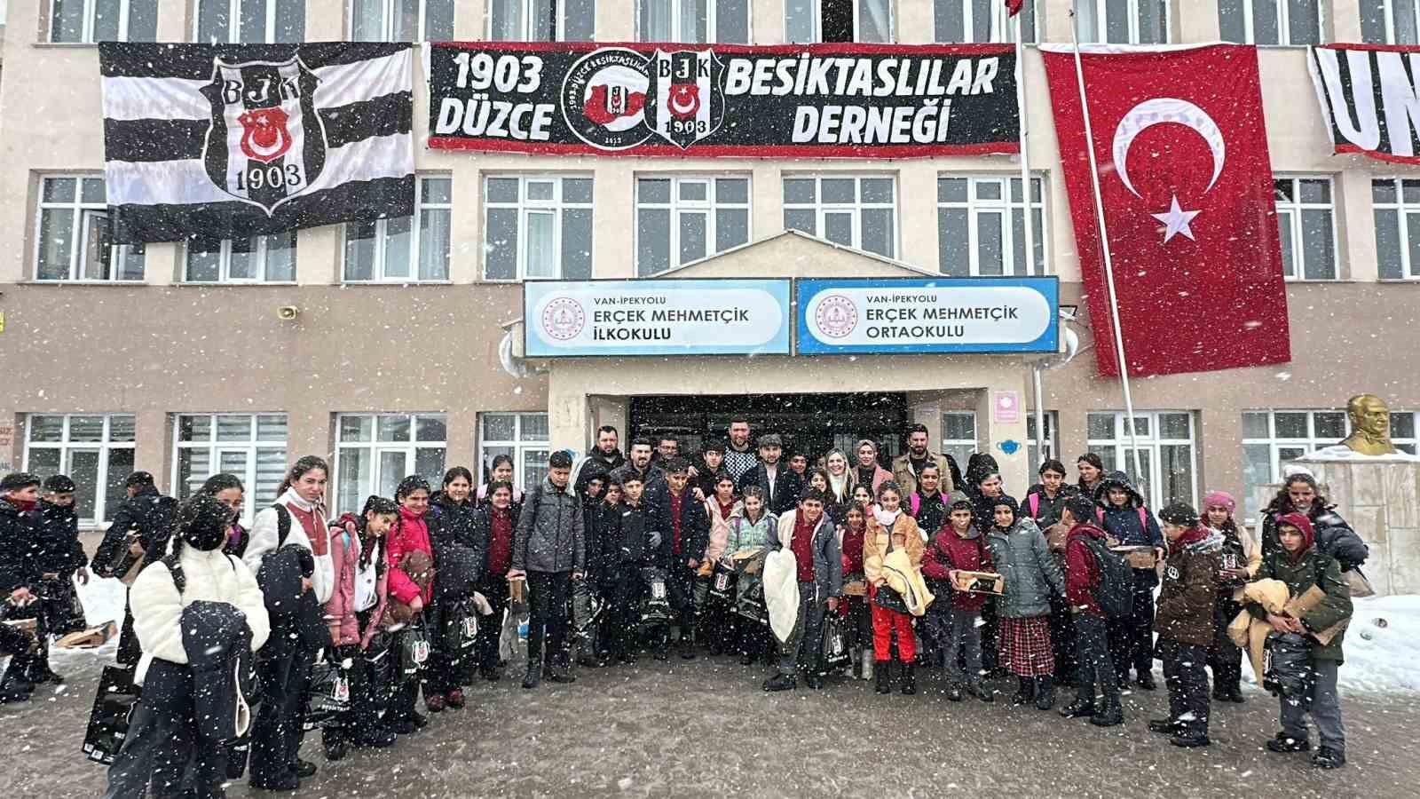 Düzce’den Van’a kardeşlik eli