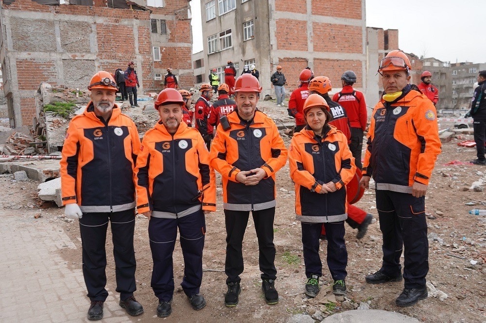 Gaziosmanpaşa Belediyesi arama kurtarma ekibi her an g&ouml;reve hazır
