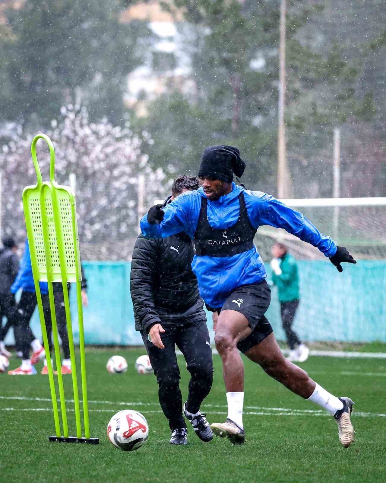 Bodrum FK Başkanı Ankara: "Gen&ccedil;lerimizle, inancımızla ve birlik ruhuyla geleceği inşa ediyoruz"

