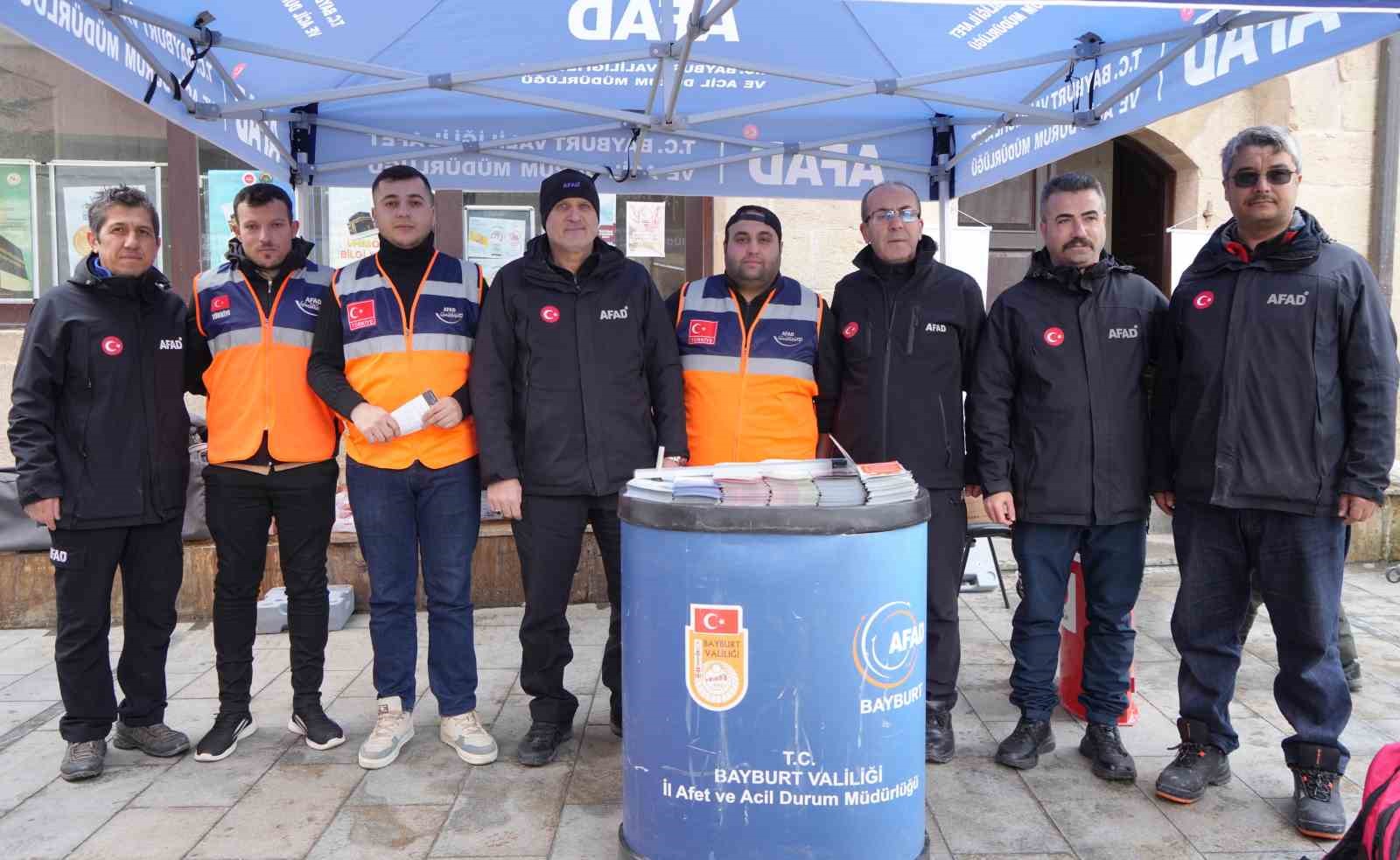 Bayburt AFAD&rsquo;dan deprem sergisi ve ekipman tanıtımı
