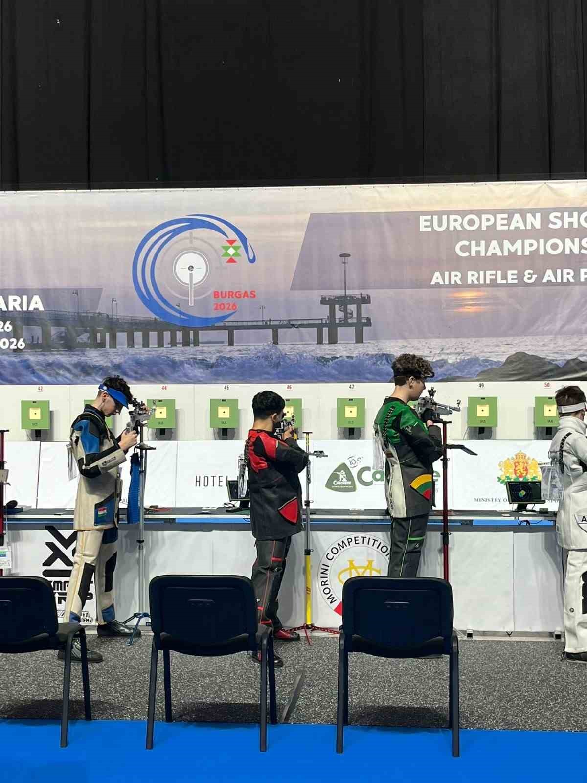 Aydınlı sporcudan Avrupa şampiyonasında &ccedil;ifte madalya
