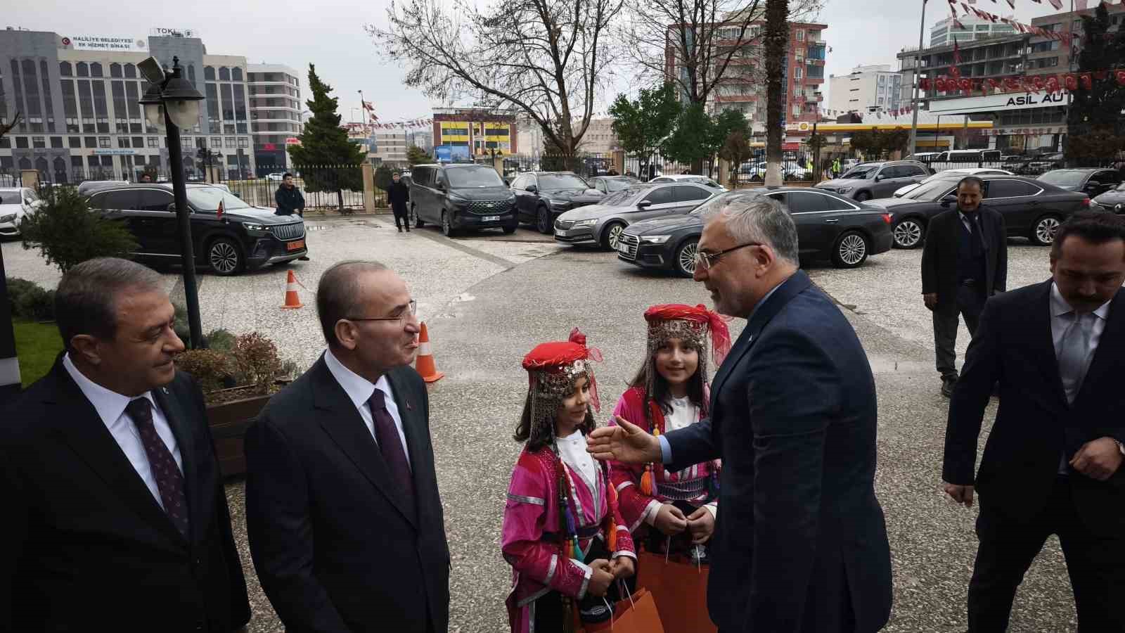 Bakan Işıkhan Şanlıurfa&rsquo;da
