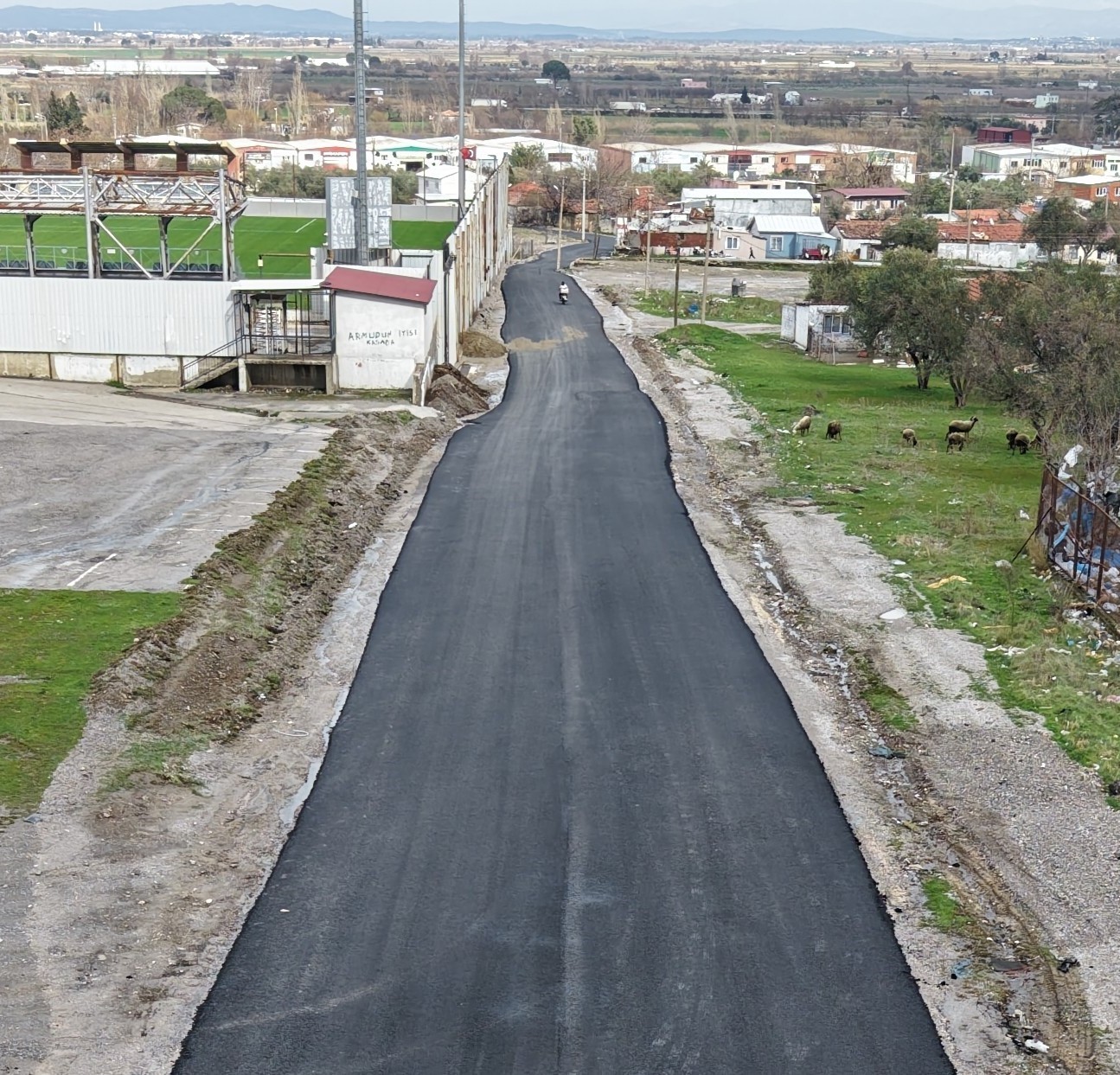 B&uuml;y&uuml;kşehir kendi asfaltını yollarda kullanmaya başladı

