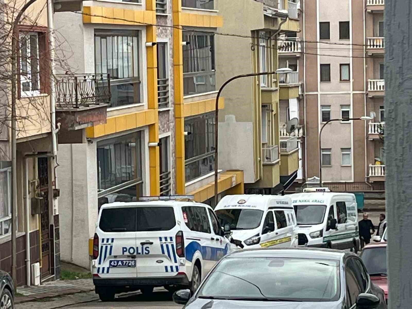 Tavşanlı’da banyoda düşen şahıs hayatını kaybetti