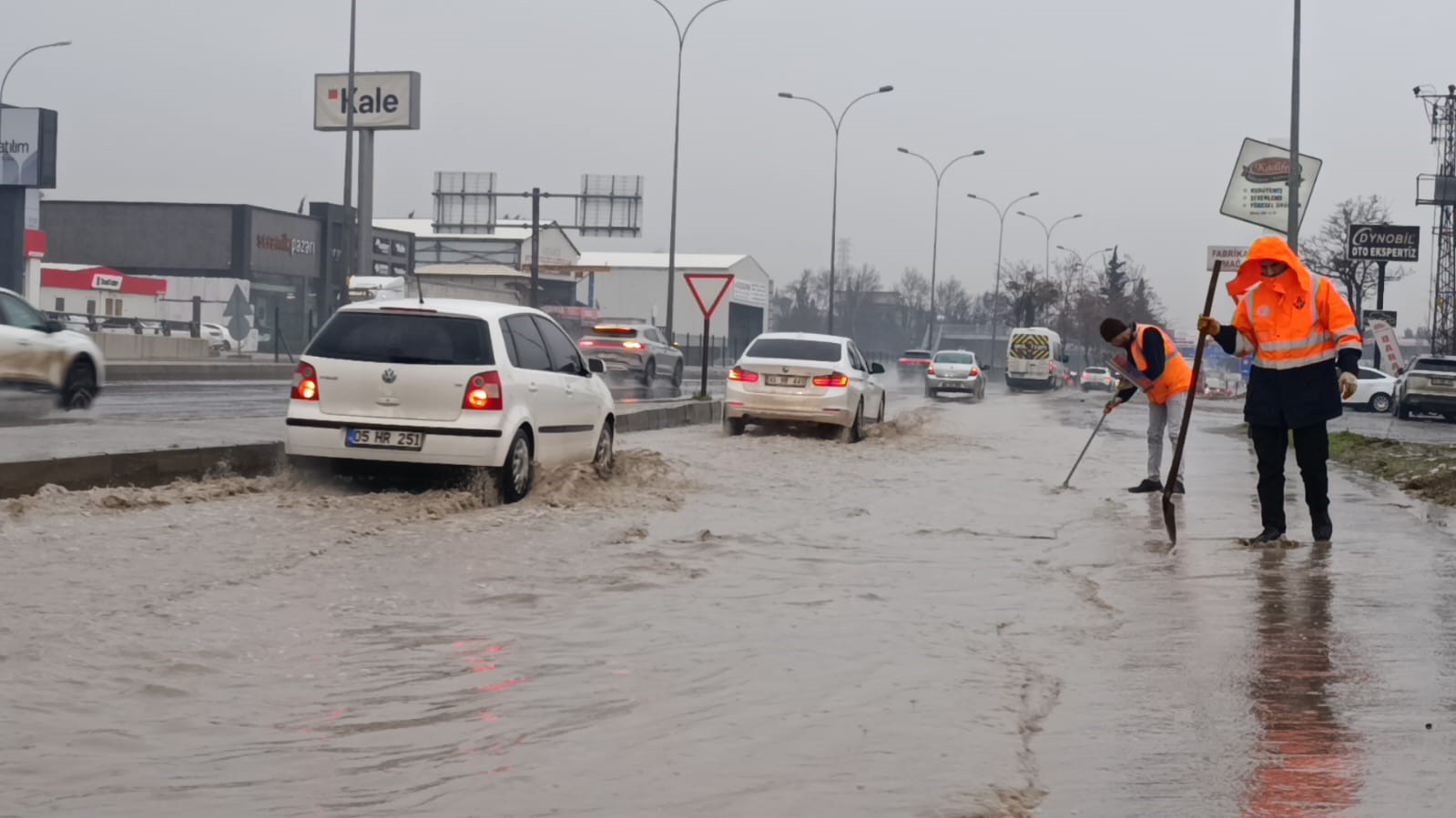 Kahramanmaraş’ta sağanak etkili oluyor