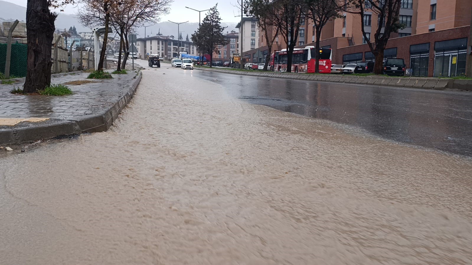 Kahramanmaraş&rsquo;ta sağanak etkili oluyor
