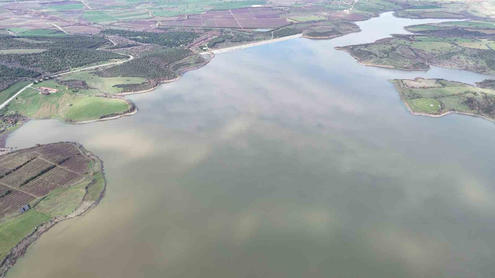 250 bin dekar alanı sulayan Bayrami&ccedil; Barajı&rsquo;nda su seviyesi y&uuml;zde 100&rsquo;e ulaştı
