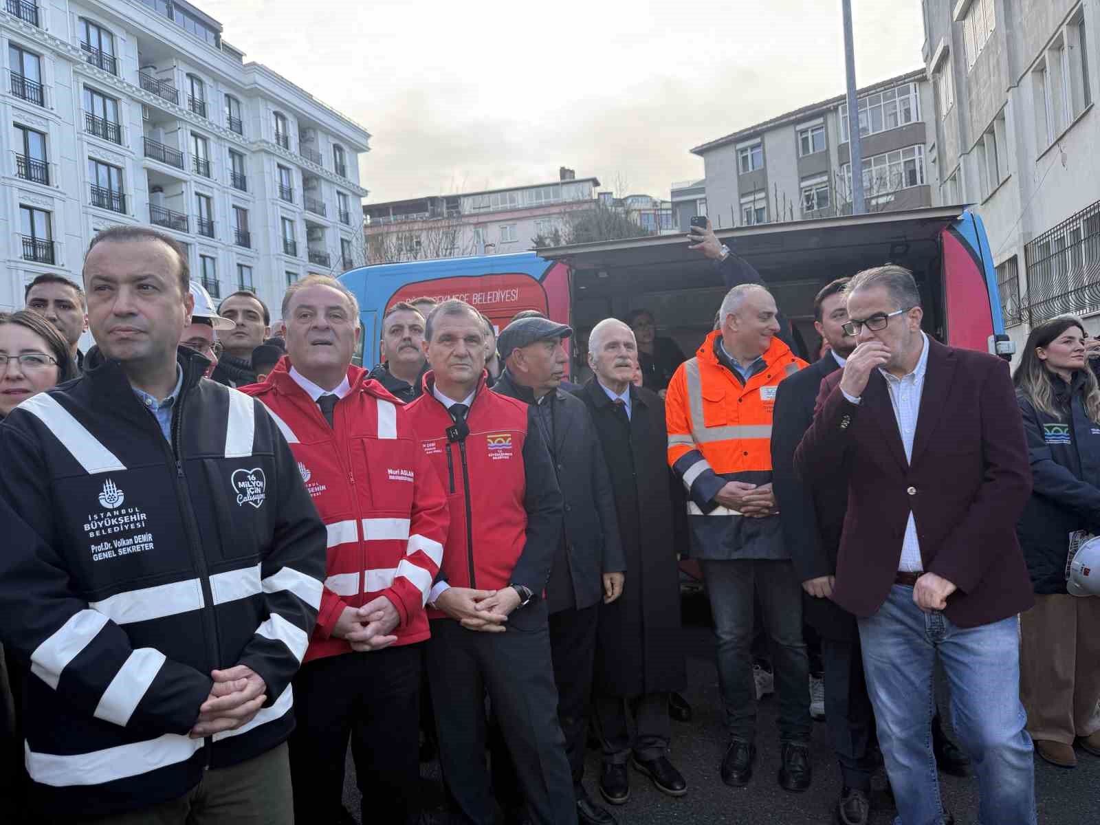 B&uuml;y&uuml;k&ccedil;ekmece&rsquo;de depremde yıkılma riski y&uuml;ksek 2 binada kentsel d&ouml;n&uuml;ş&uuml;m
