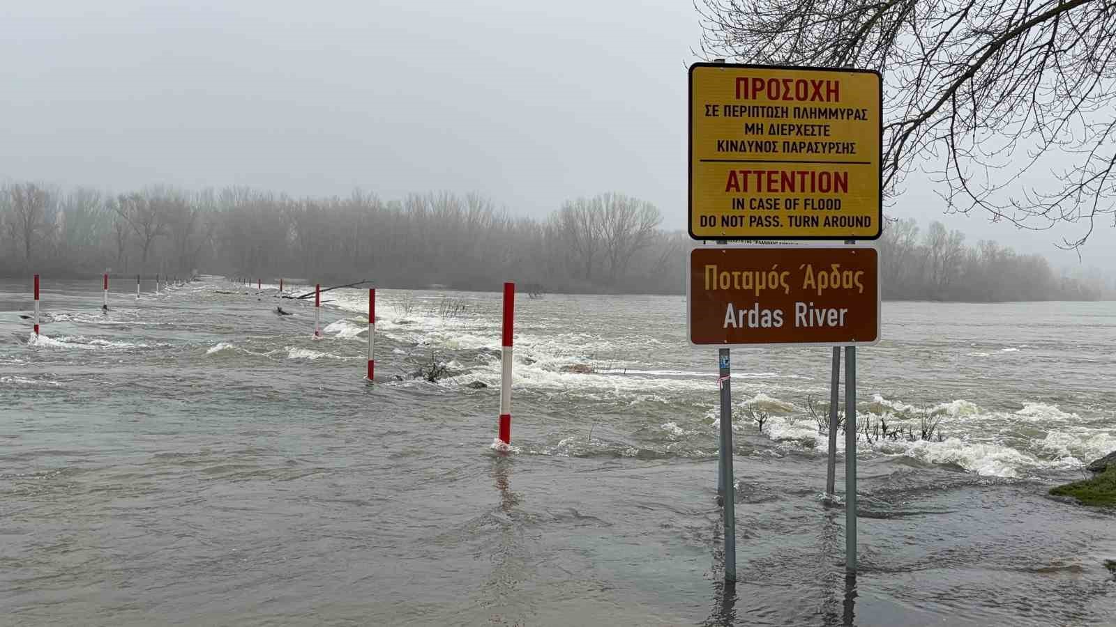 Meri&ccedil;&rsquo;te turuncu, Arda&rsquo;da kırmızı alarm
