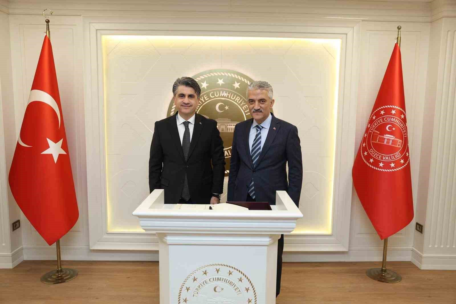 Bolu ve Zonguldak Valileri D&uuml;zce&rsquo;de
