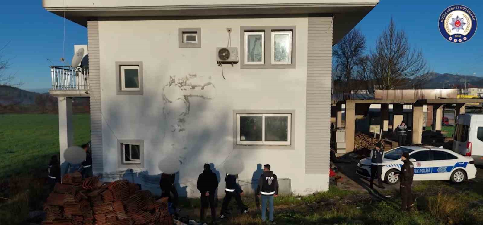 Muğla&rsquo;da yasadışı yabancı &ccedil;alıştıranlara &rsquo;şafak&rsquo; baskını
