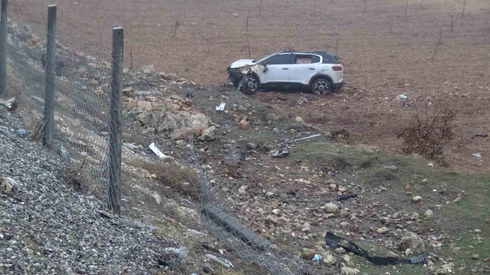 Otomobil şarampole yuvarlandı, aynı aileden 5 kişi yaralandı