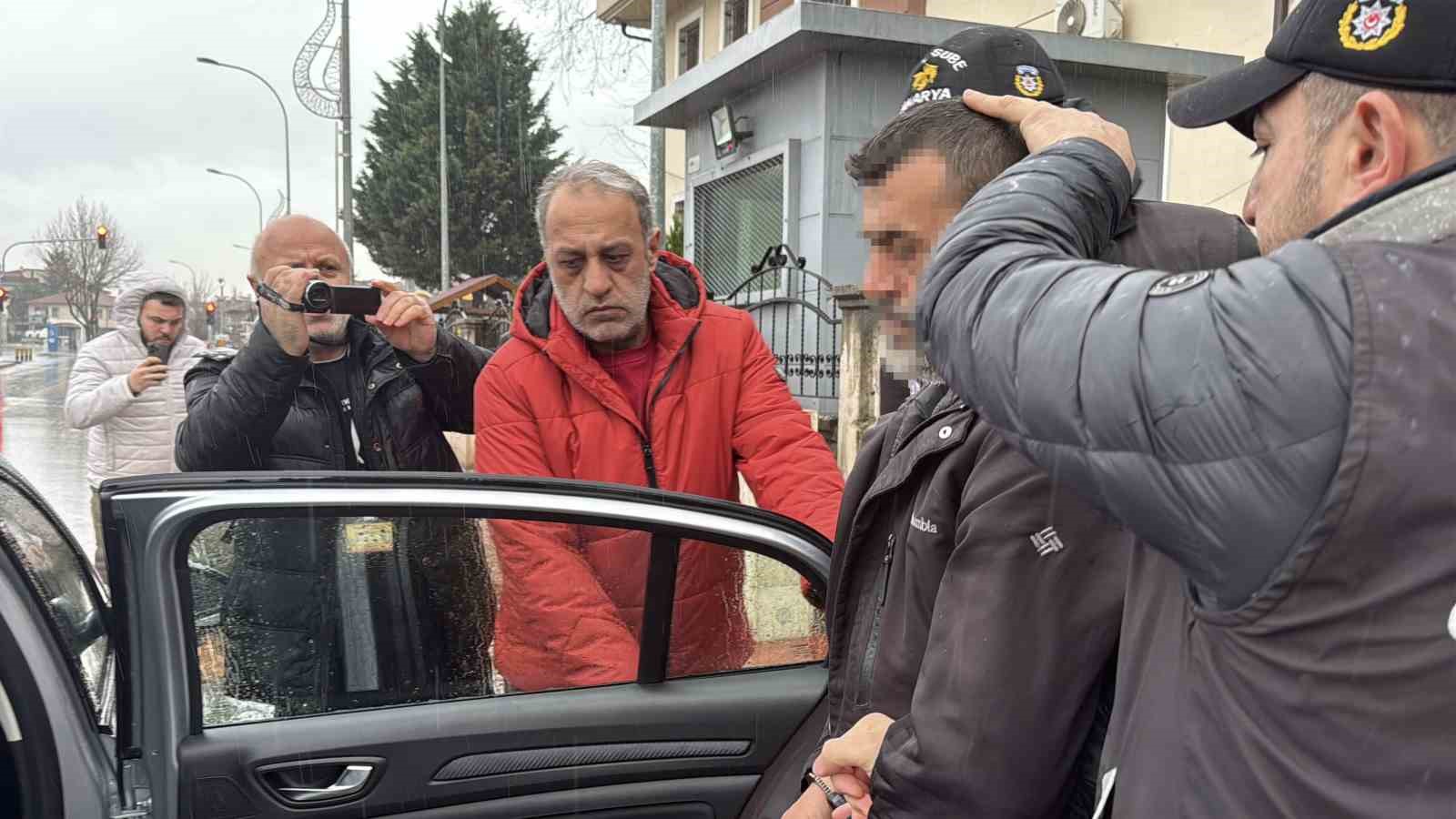 Eşini ve MHP il&ccedil;e başkanını &ouml;ld&uuml;ren emekli polis tutuklandı
